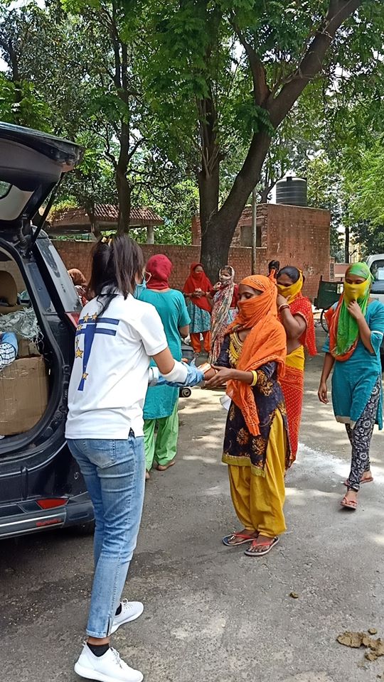 14th Distribution Drive at Sector 32,42,43,44,45,47,48,49,52 Chandigarh, Chandigarh on 19th May 2020 Drive Photo